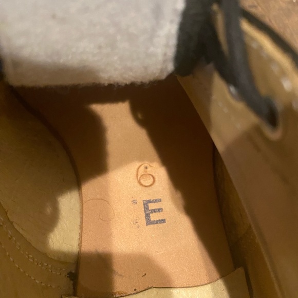 Dayton Derby shoes BRAND NEW!! Size 6E which fits men’s 7.5 US or women’s 9 US - Picture 6 of 11